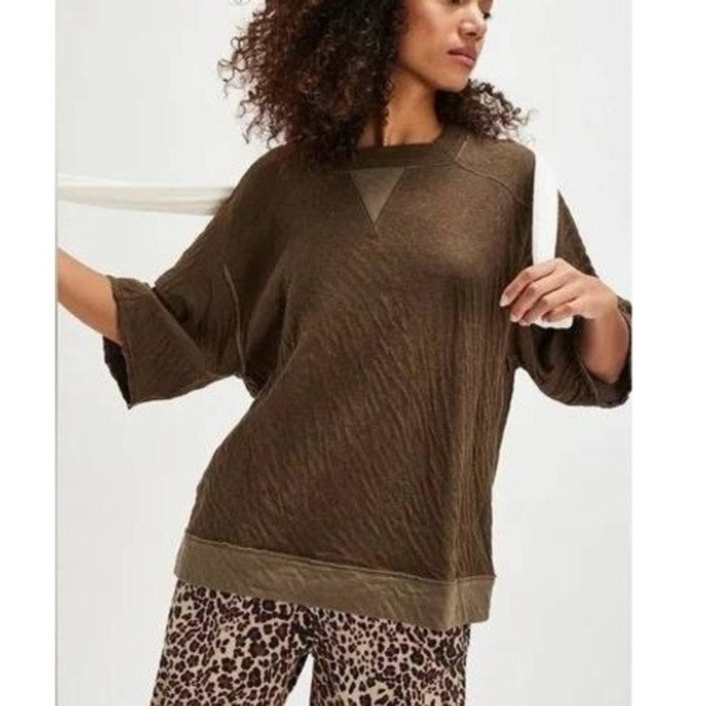 Free People Wait A Minute Sleep Tee Army Combo‎ Crinkle Textured Short Sleeve XS